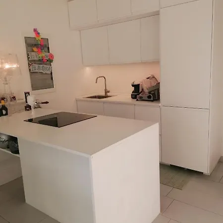 A 20 Mt Dal Mare Апартаменты Каламброне